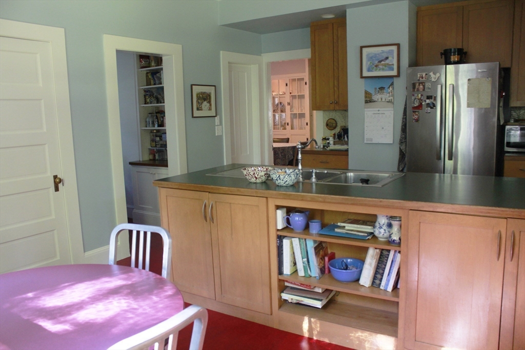 254 Lincoln Property Photo 20