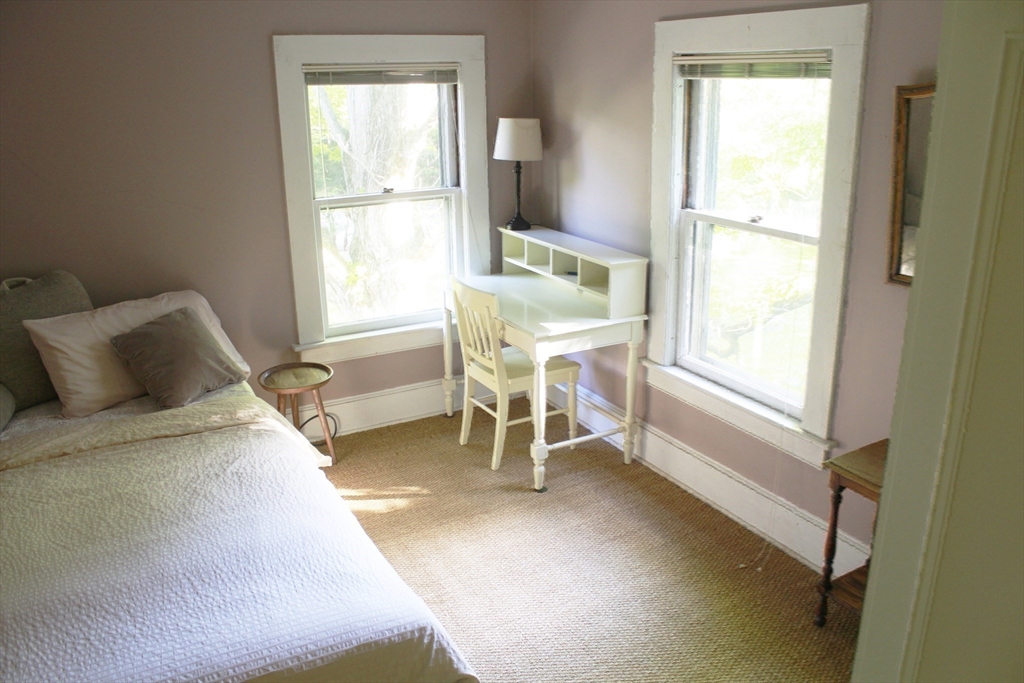 254 Lincoln Property Photo 31