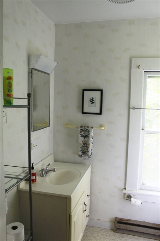254 Lincoln Property Photo 32