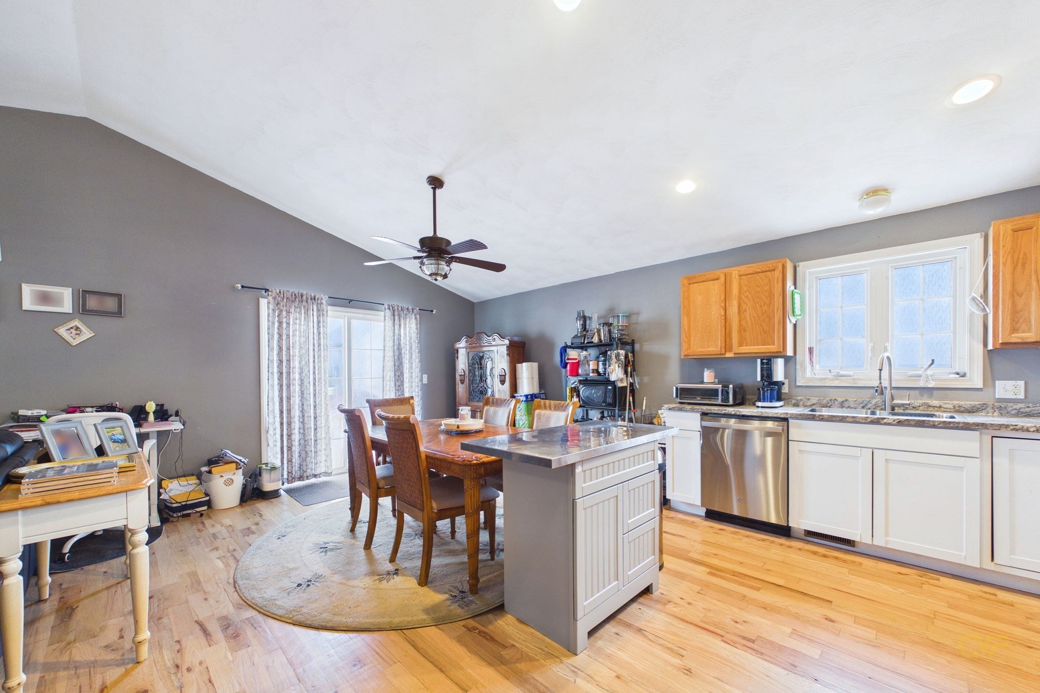 212 Haffards St Property Photo 8