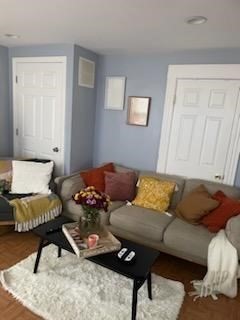 138 Vernal St # 2L Property Photo 1