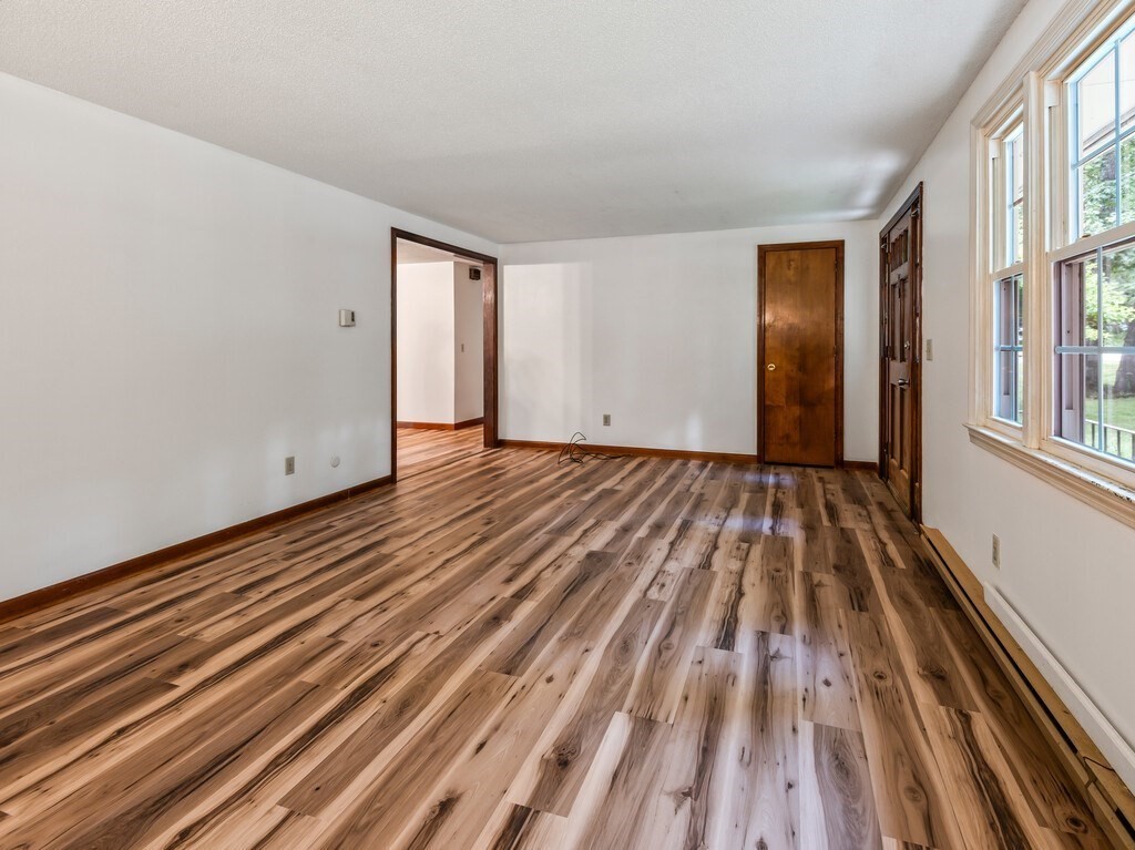 164 Stafford Road Property Photo 4
