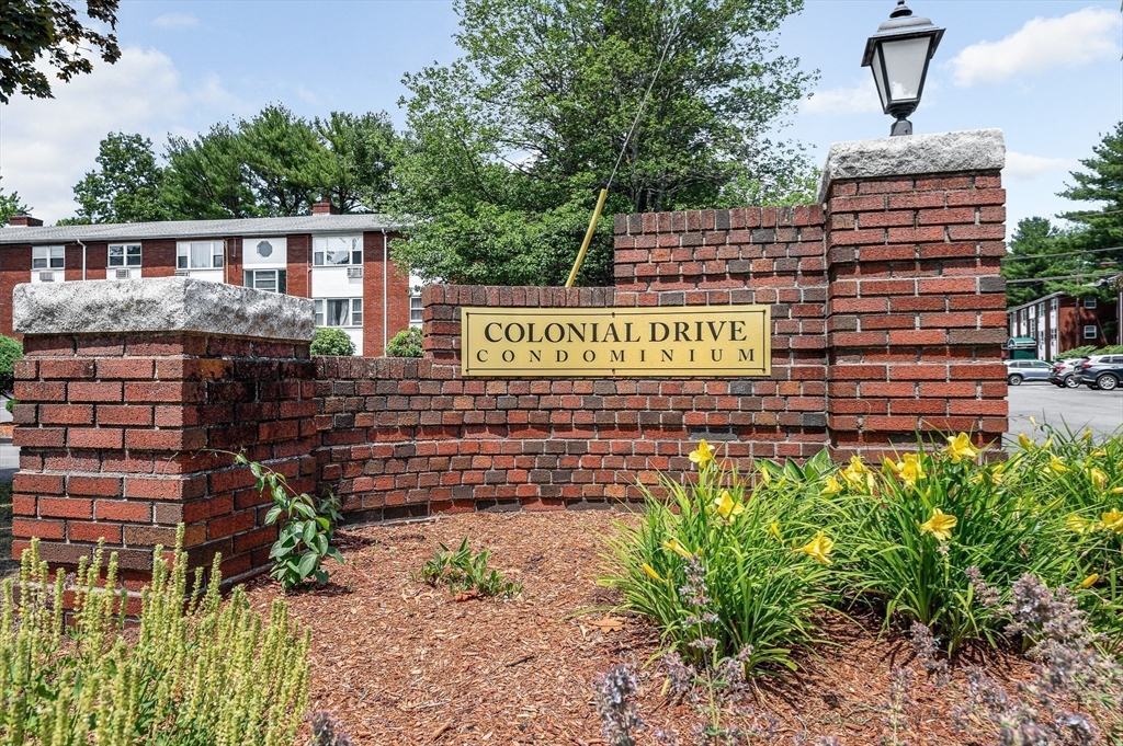 A4 Colonial Dr # 7 Property Photo 1
