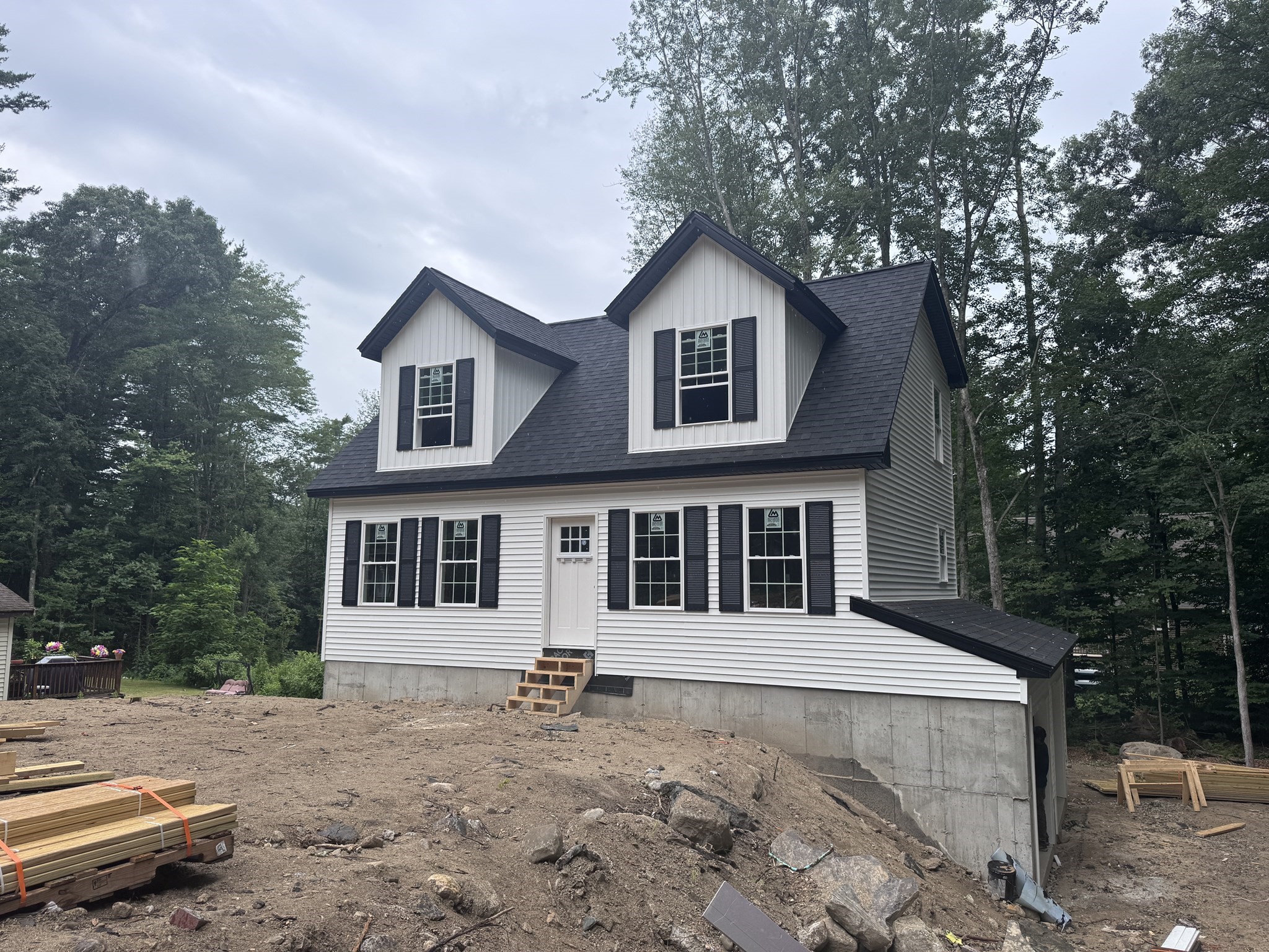 167 S Row Road Property Photo 1