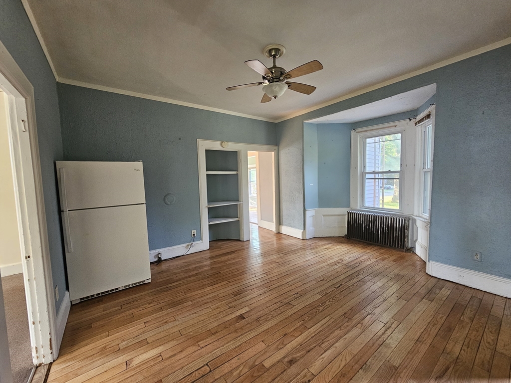 75 Clifford St Property Photo 9