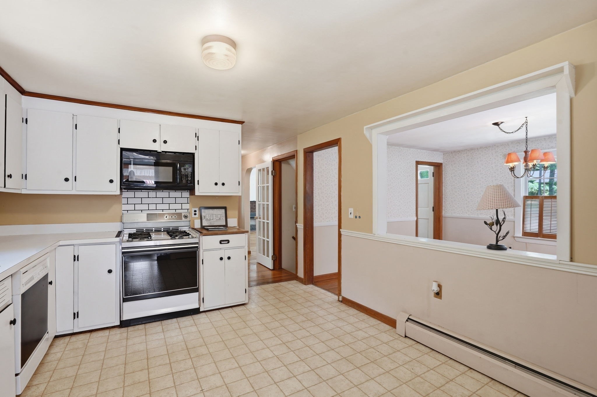 33 Cold Spring Rd Property Photo 9