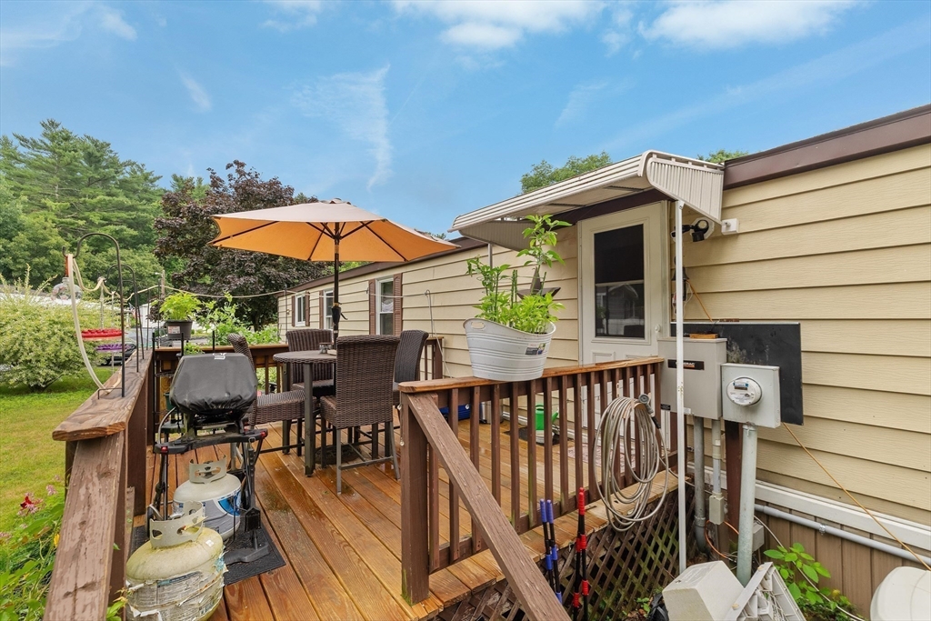 147 Pine Ave. Property Photo 22