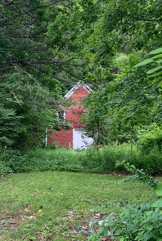 83 Main Street Property Photo 8