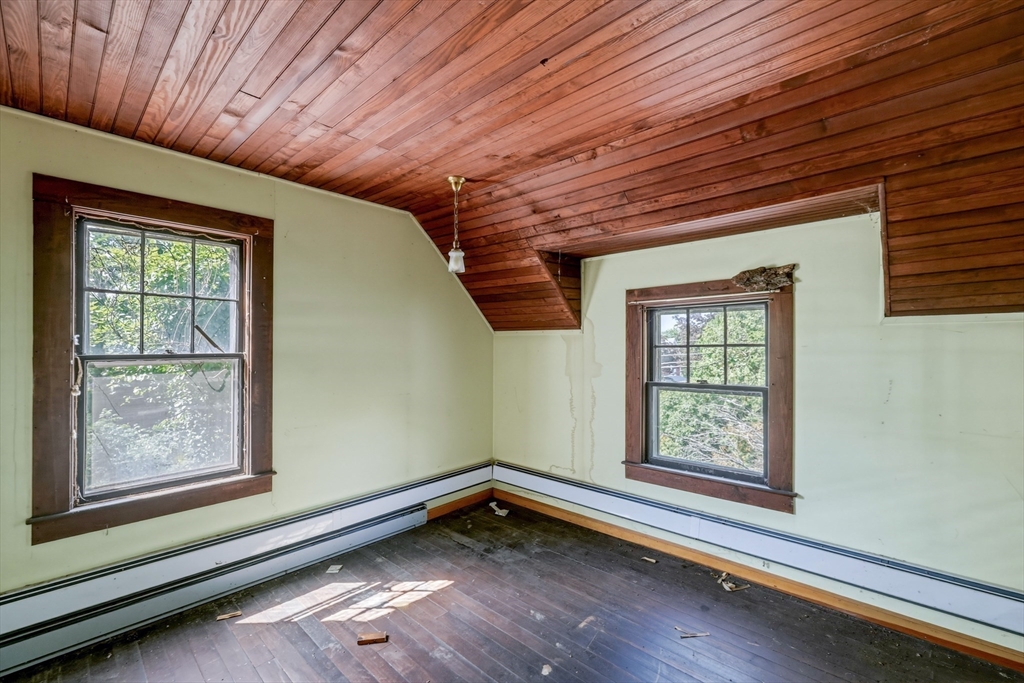 83 Main Street Property Photo 37