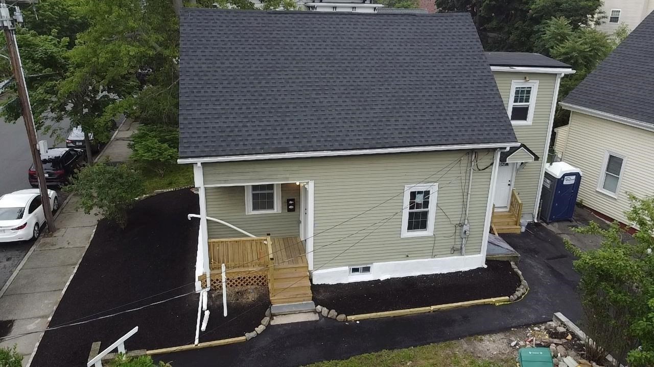 26 Sagamore St Property Photo 6