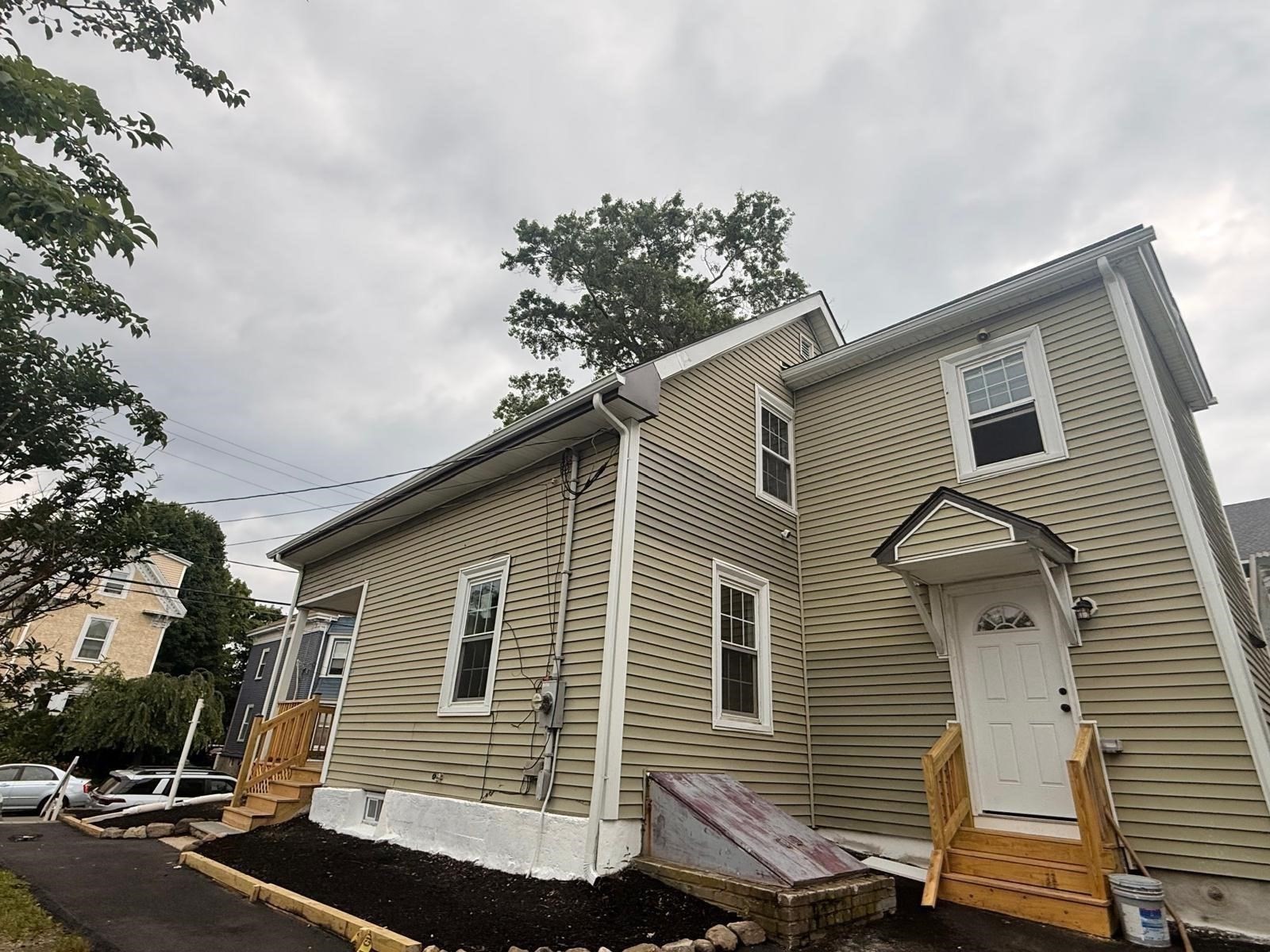 26 Sagamore St Property Photo 8