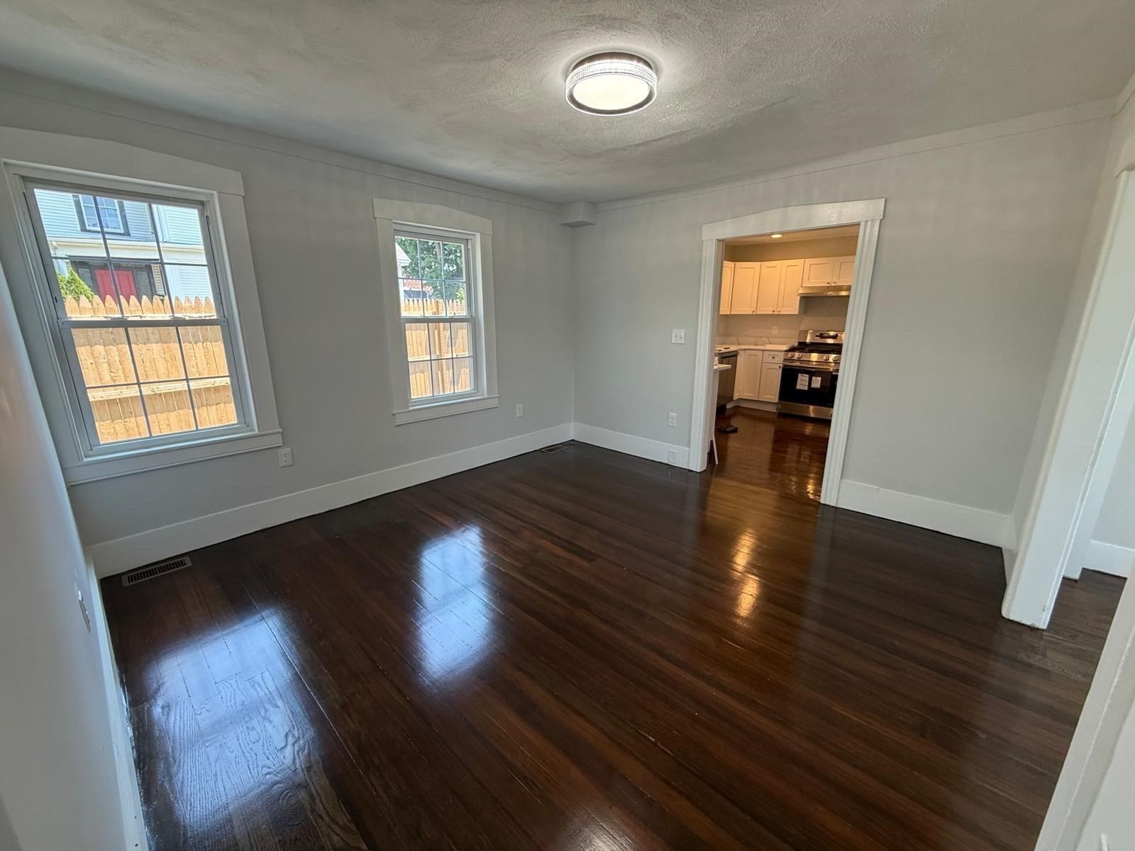 26 Sagamore St Property Photo 9