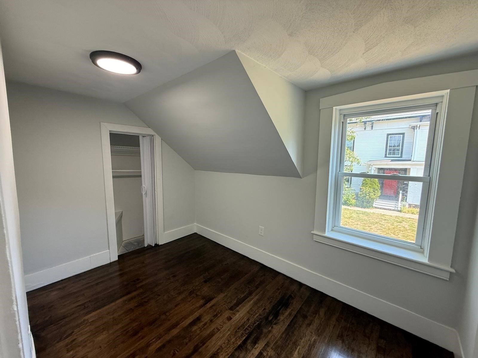 26 Sagamore St Property Photo 17