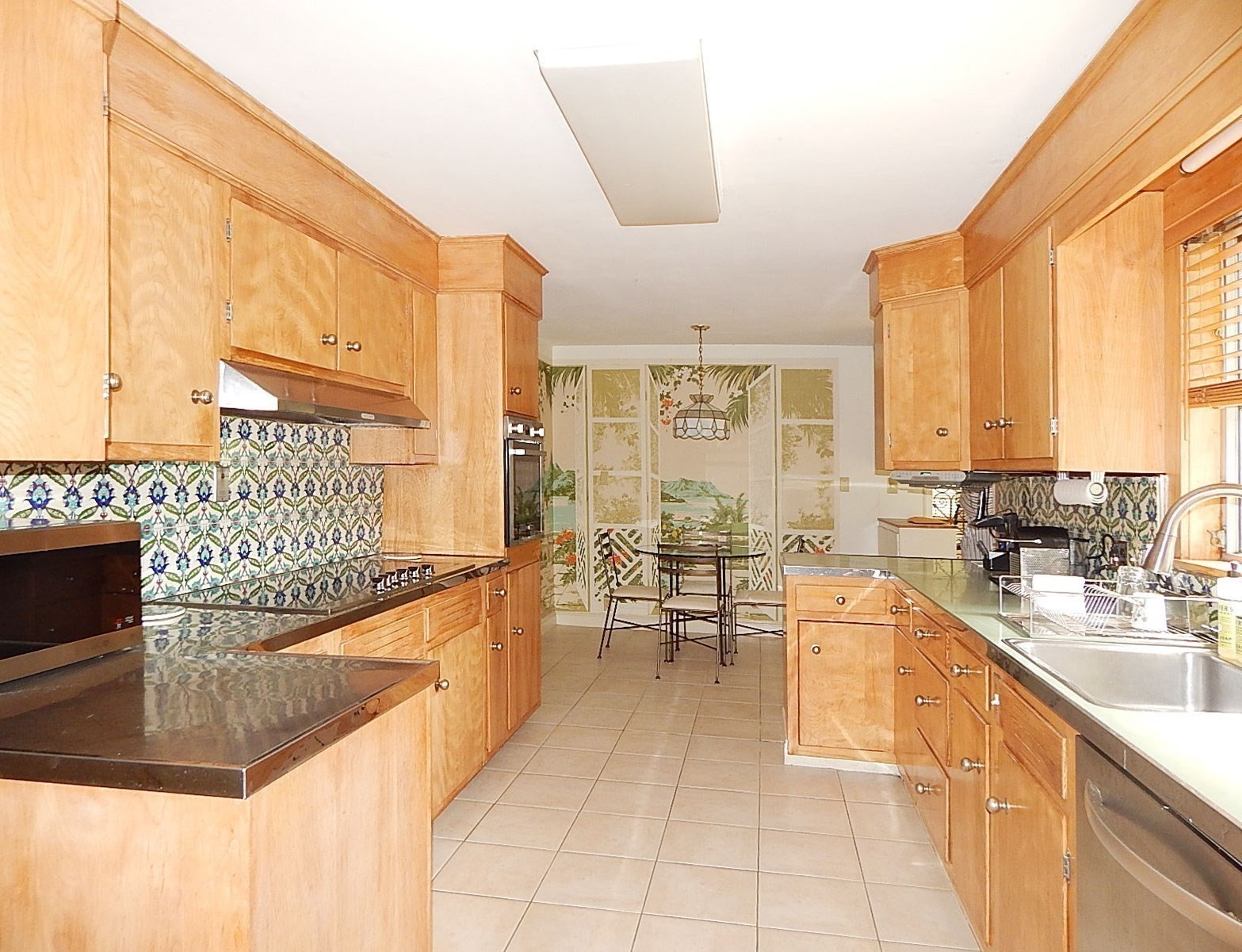 1551 Commonwealth Ave. Property Photo 5