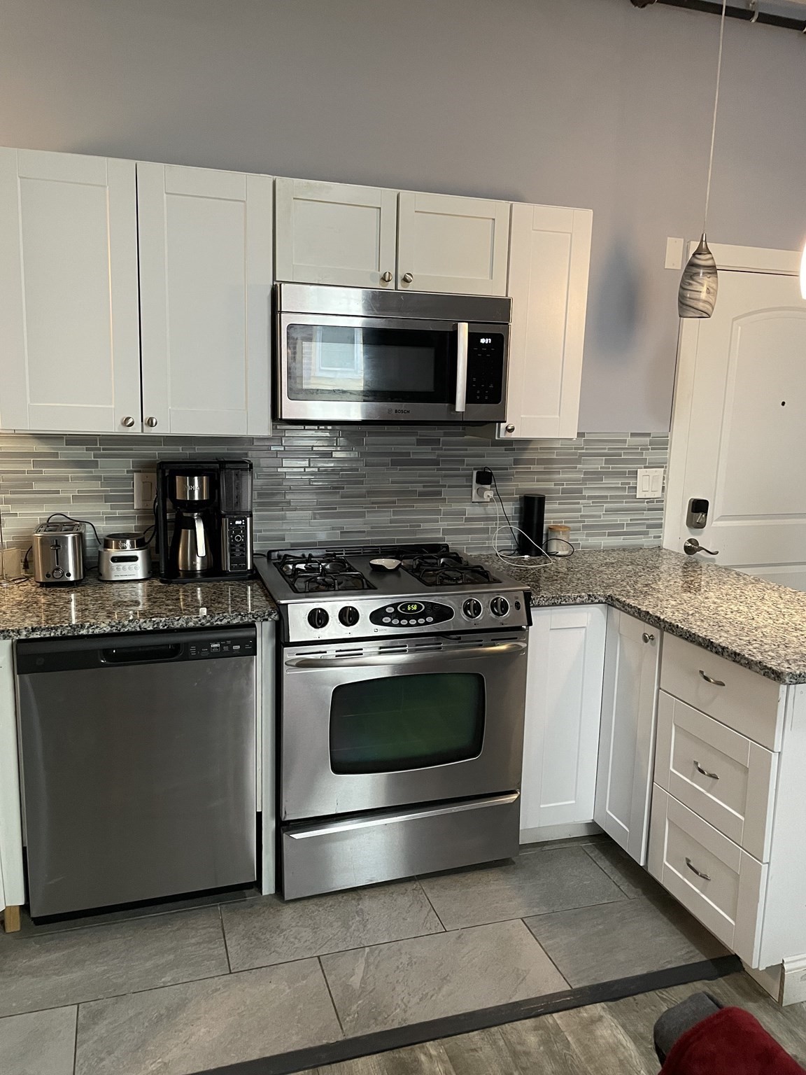 6 Windsor St # 1 Property Photo 1