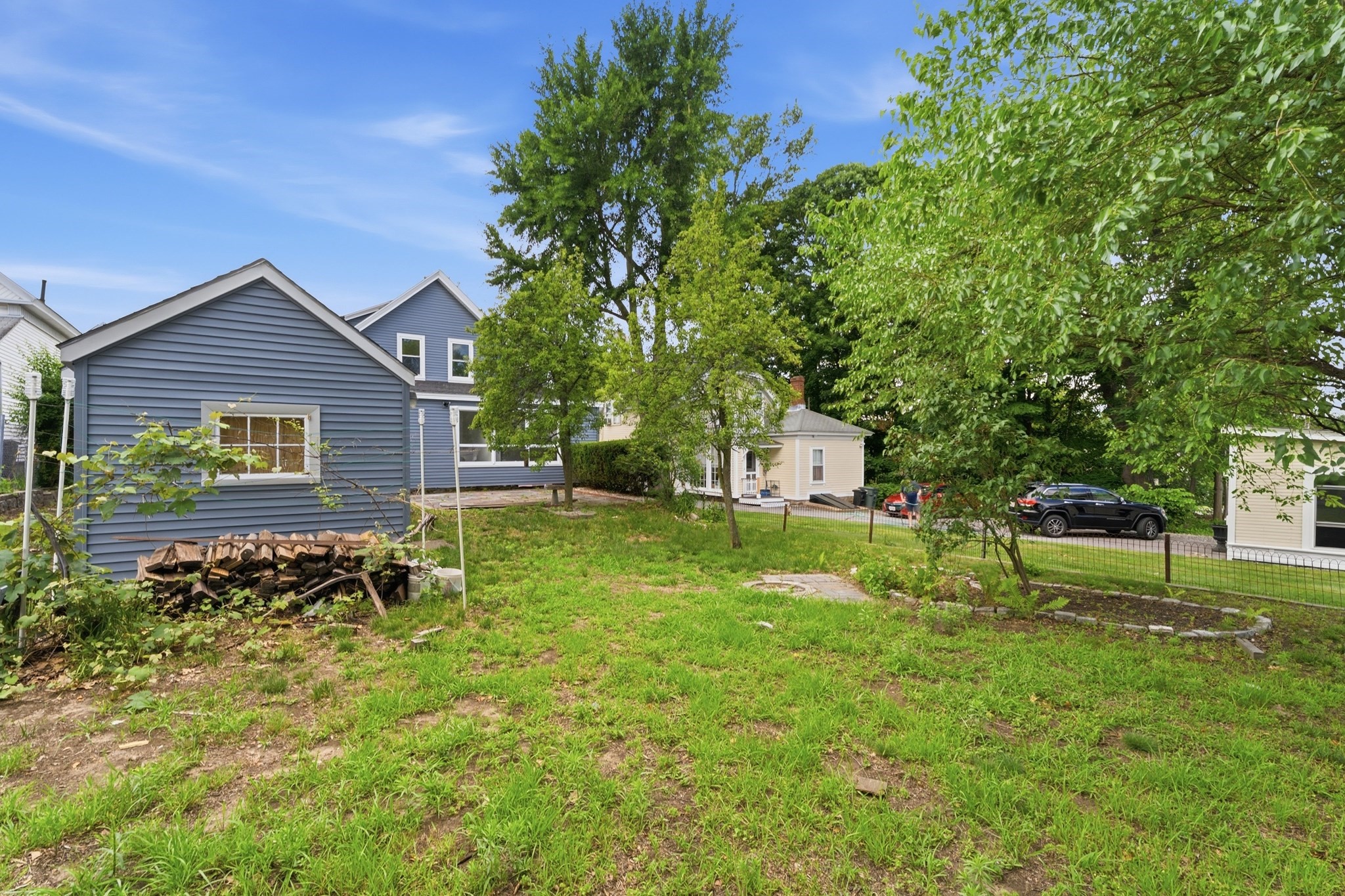 24 Marblehead St Property Photo 5