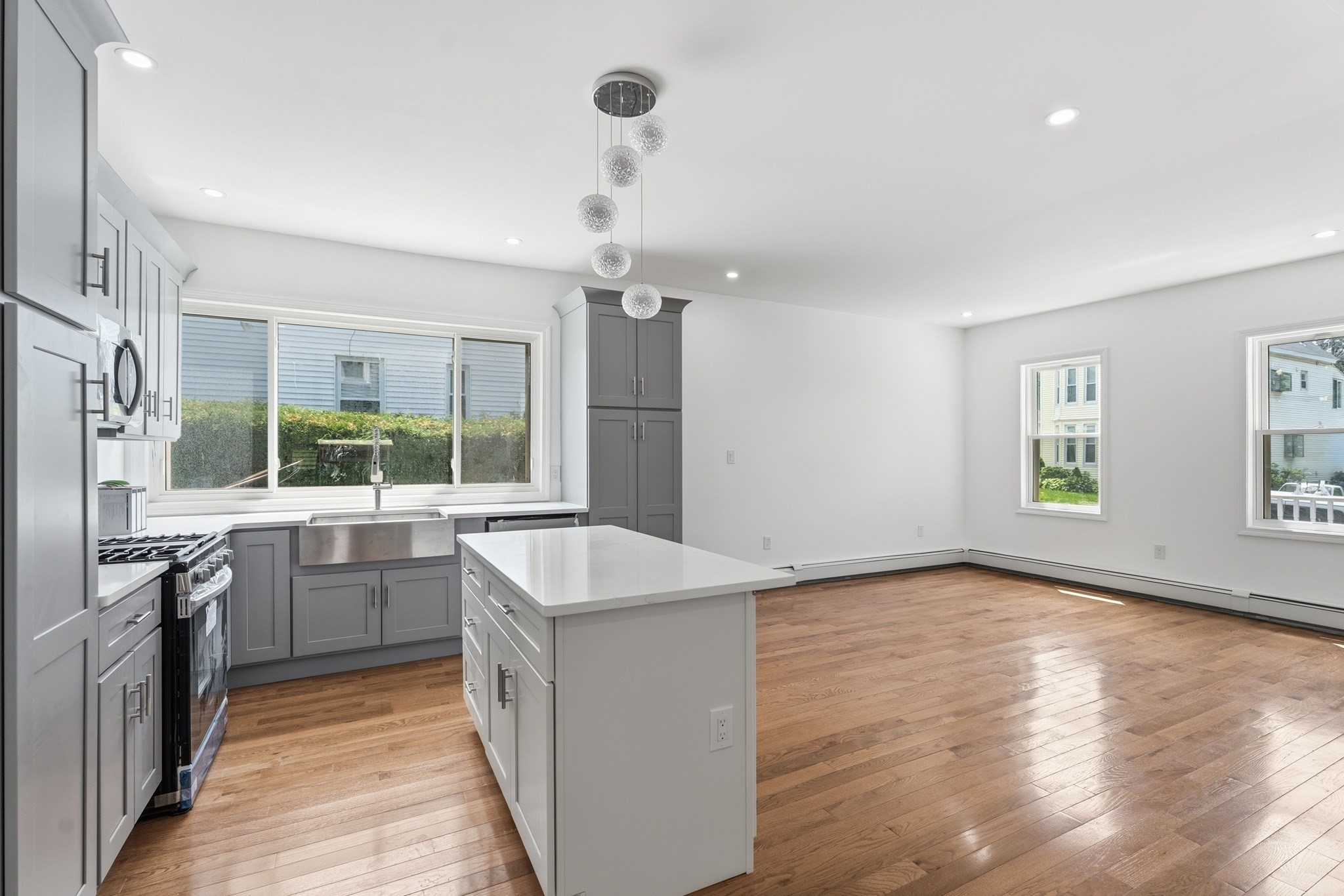 24 Marblehead St Property Photo 13