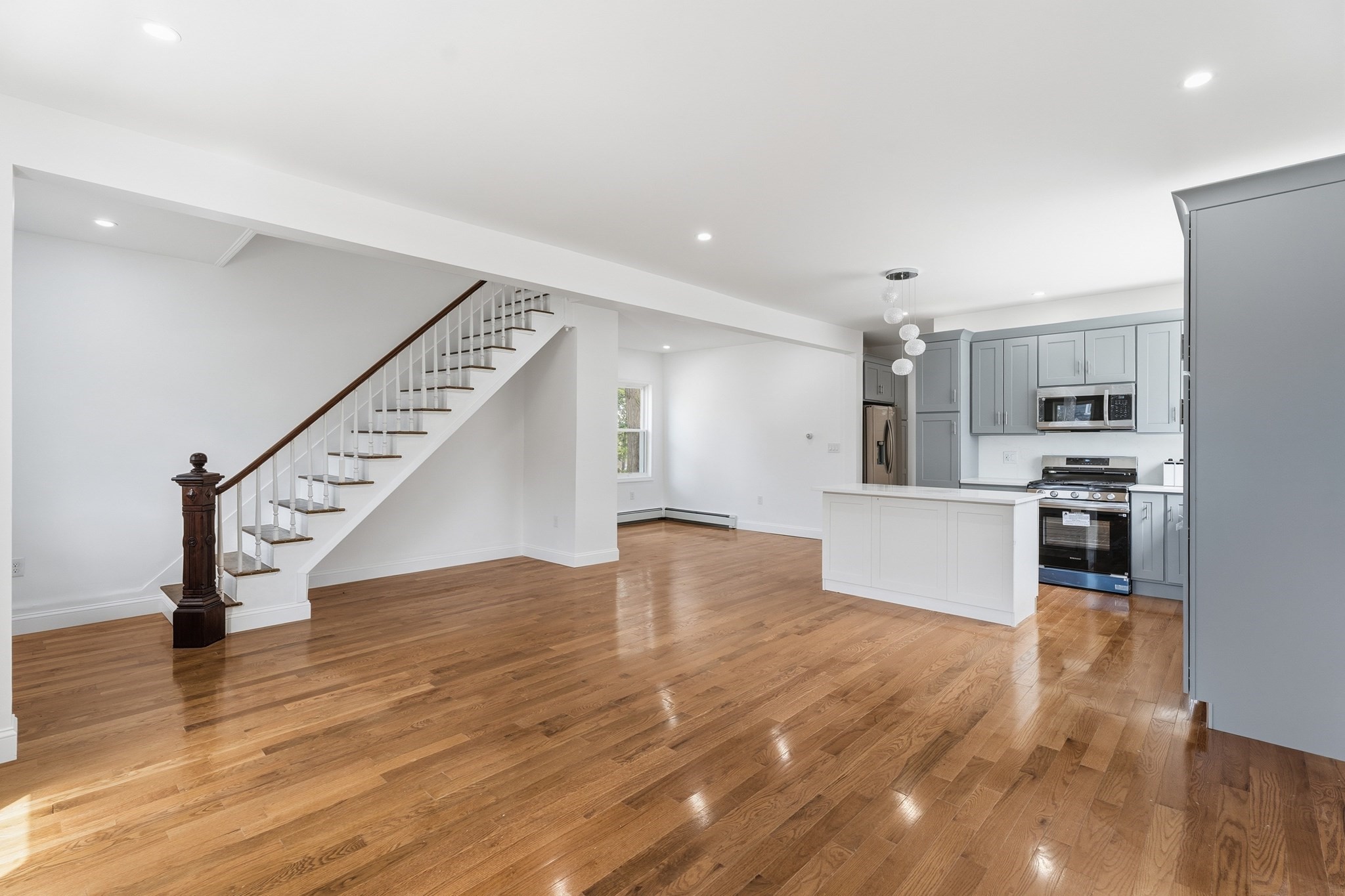 24 Marblehead St Property Photo 17