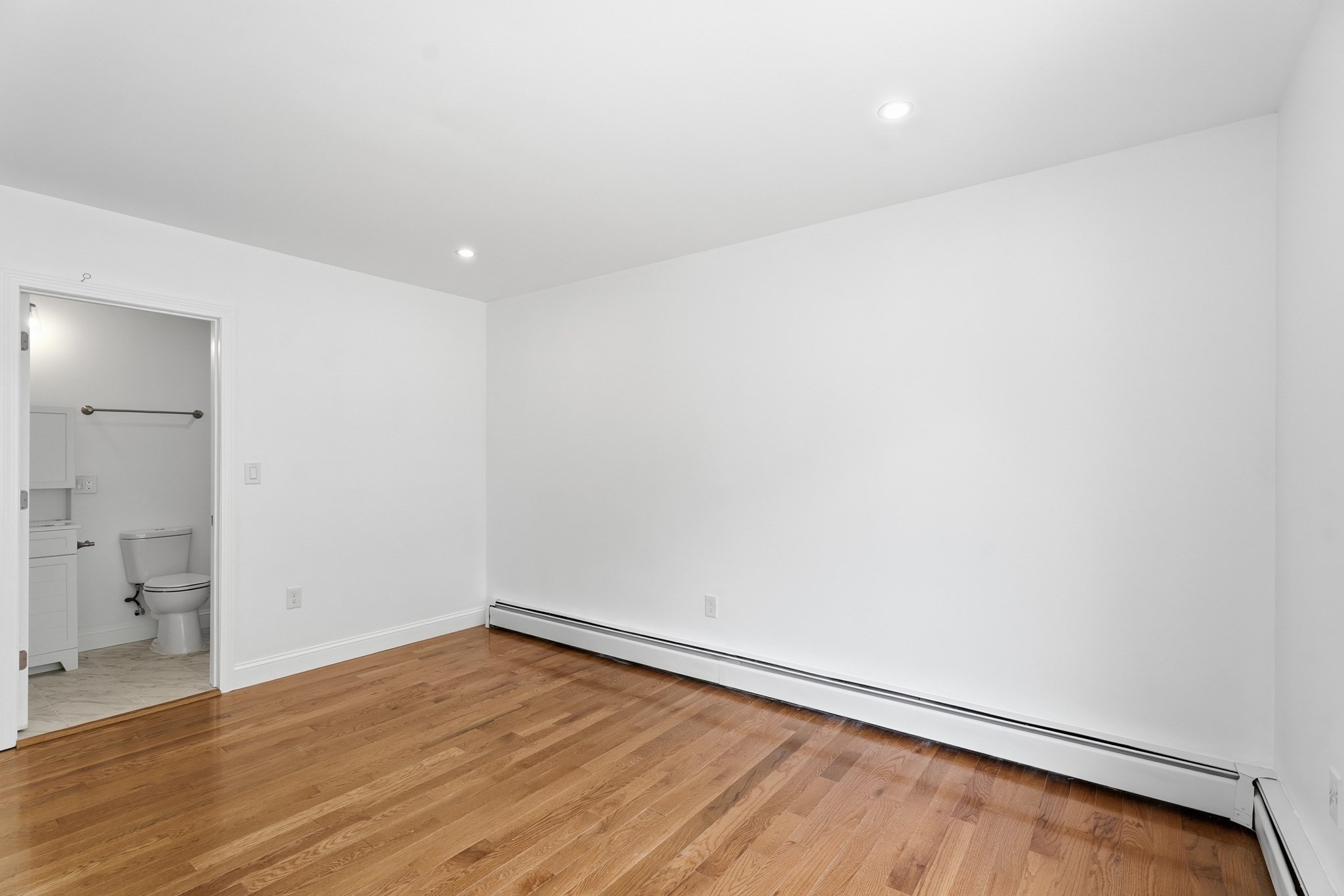 24 Marblehead St Property Photo 25
