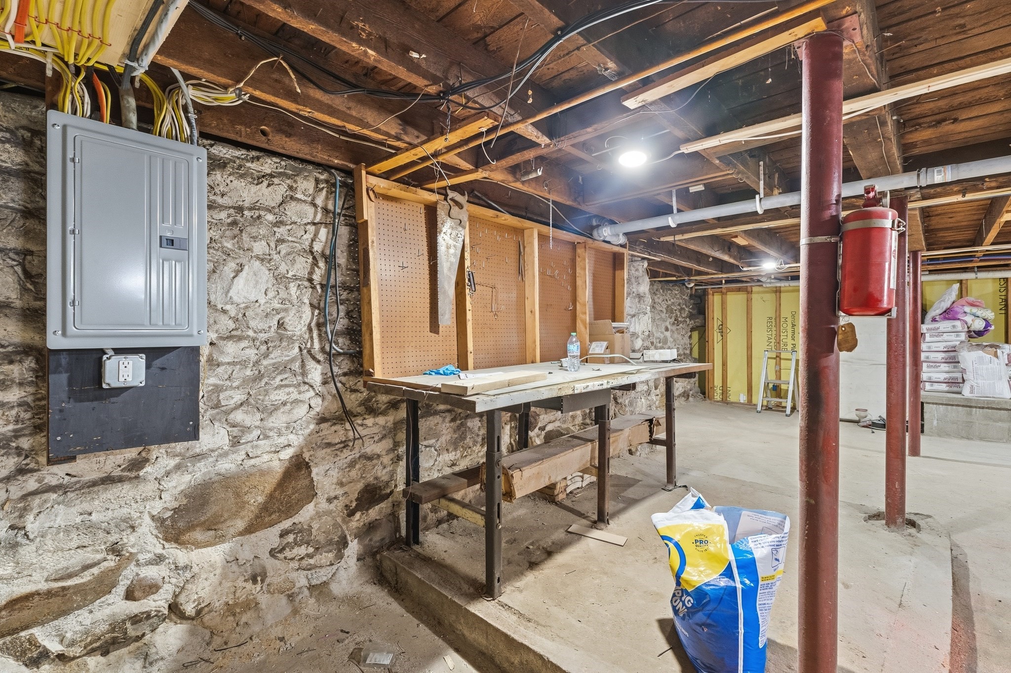 24 Marblehead St Property Photo 38