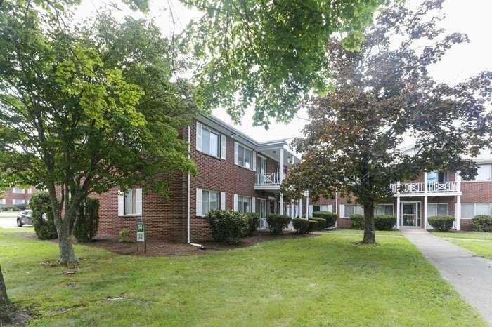 32 Bayberry Dr # 3 Property Photo 1
