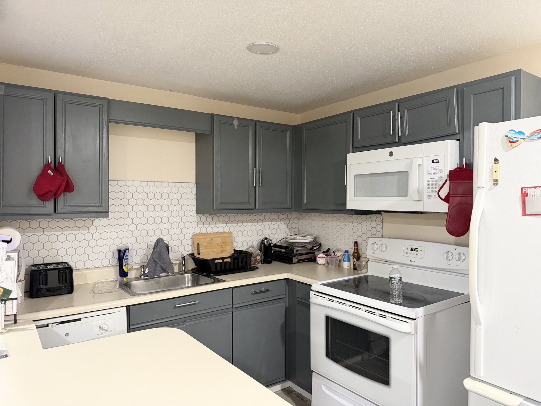 1261 Church Street # 13 Property Photo 1