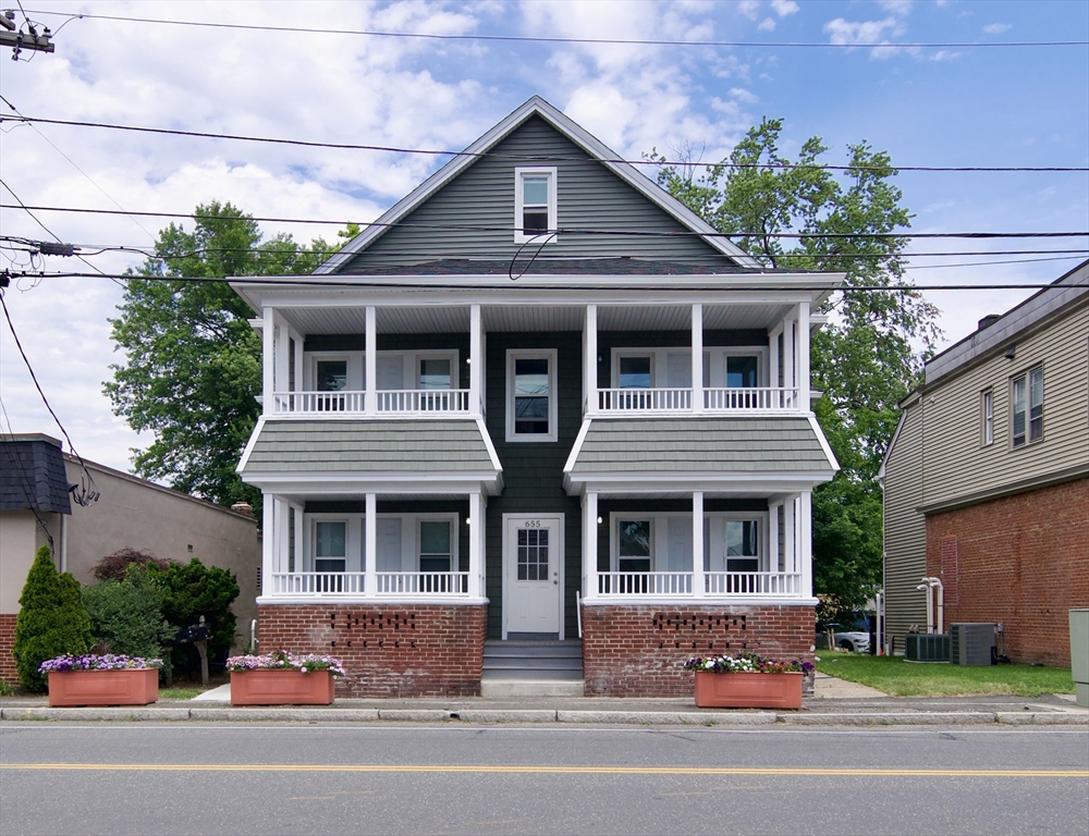 655 N Main St