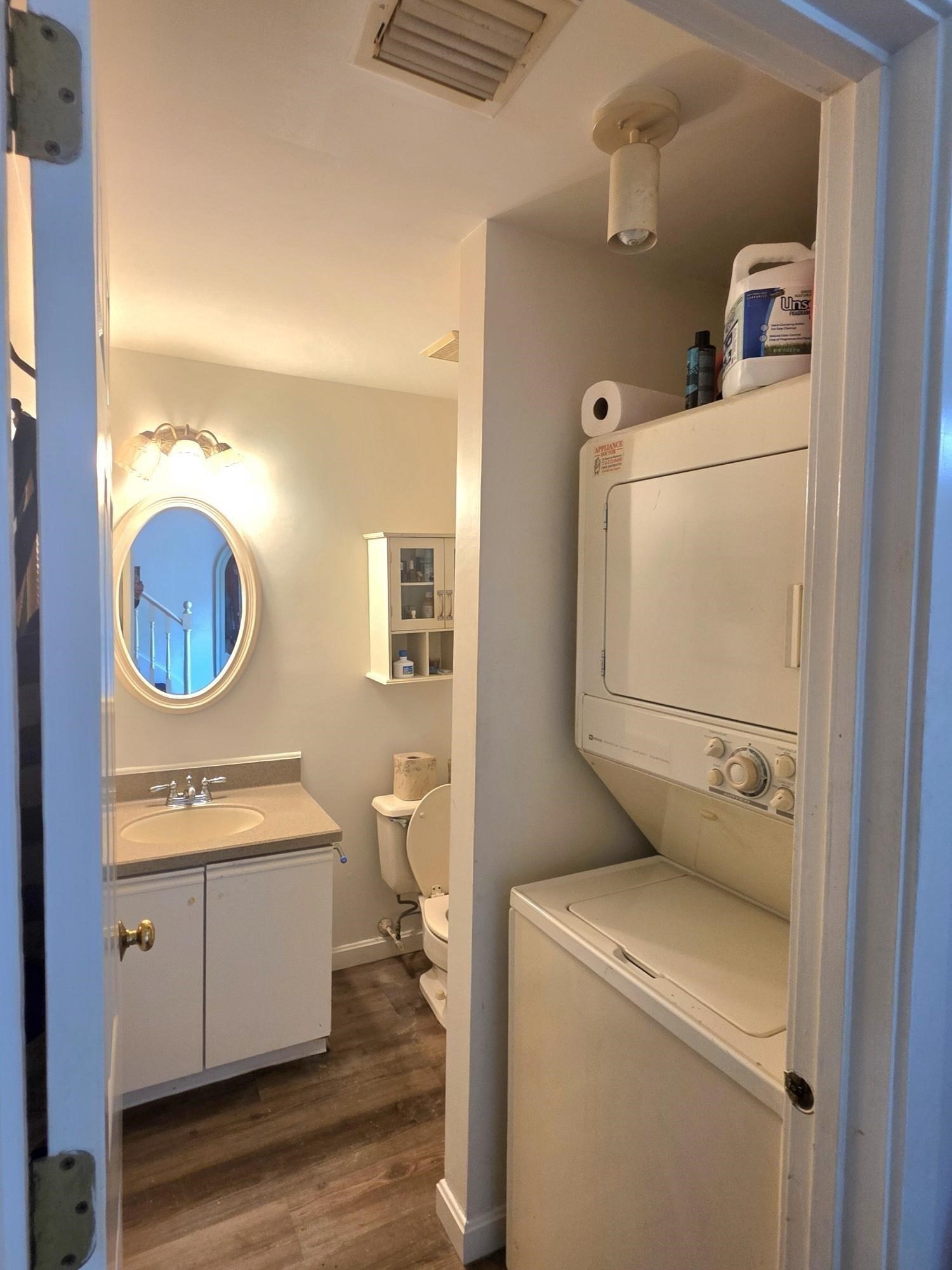 16 Westcliff Dr # 16 Property Photo 9
