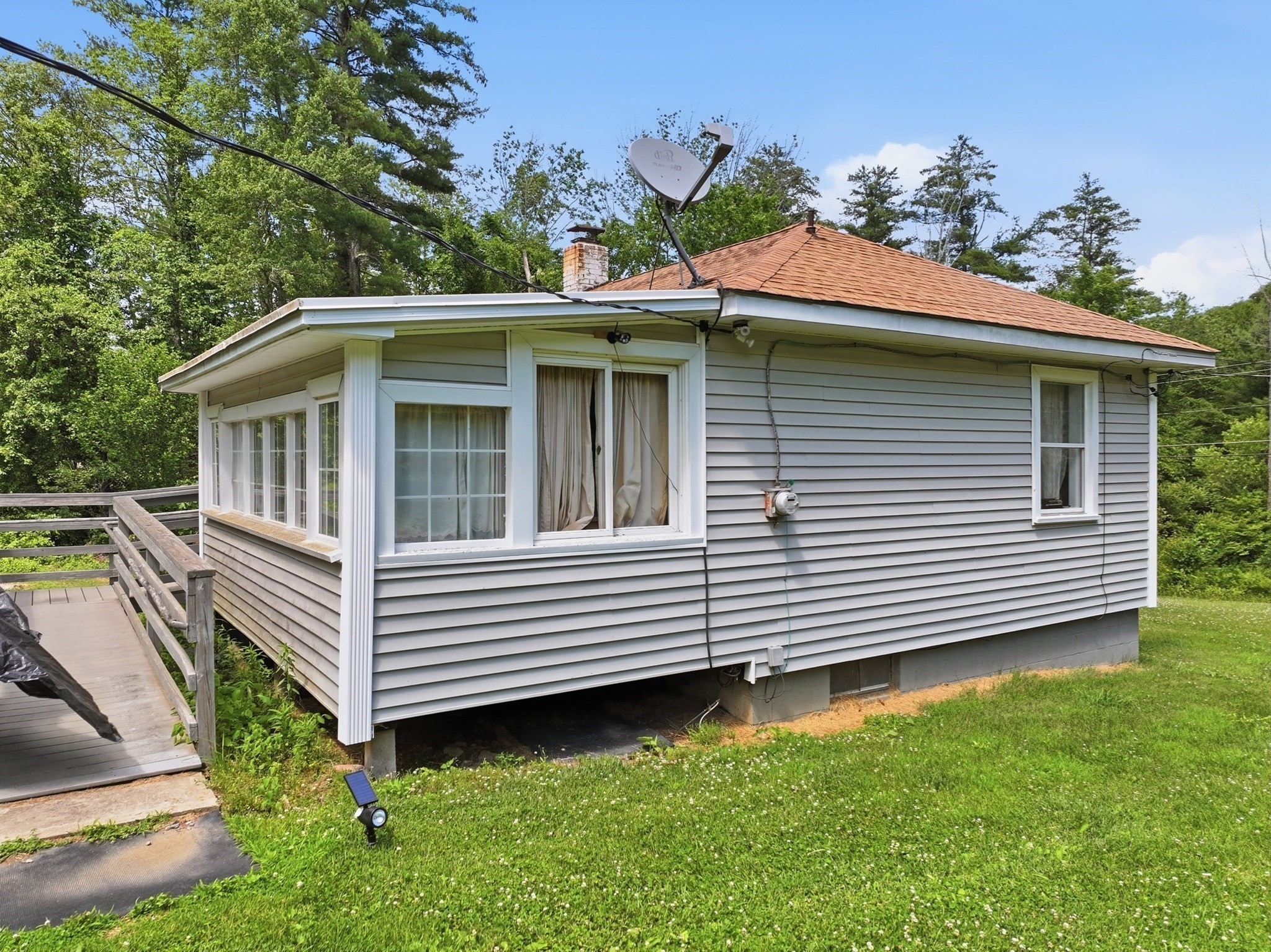 78 Blackmer Rd Property Photo 2