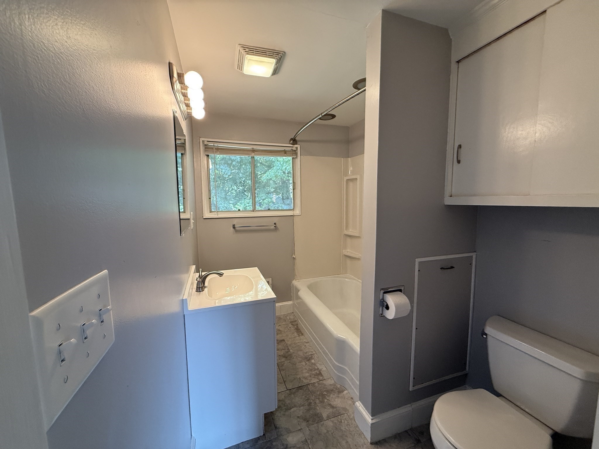 36 Fifth Avenue Property Photo 12