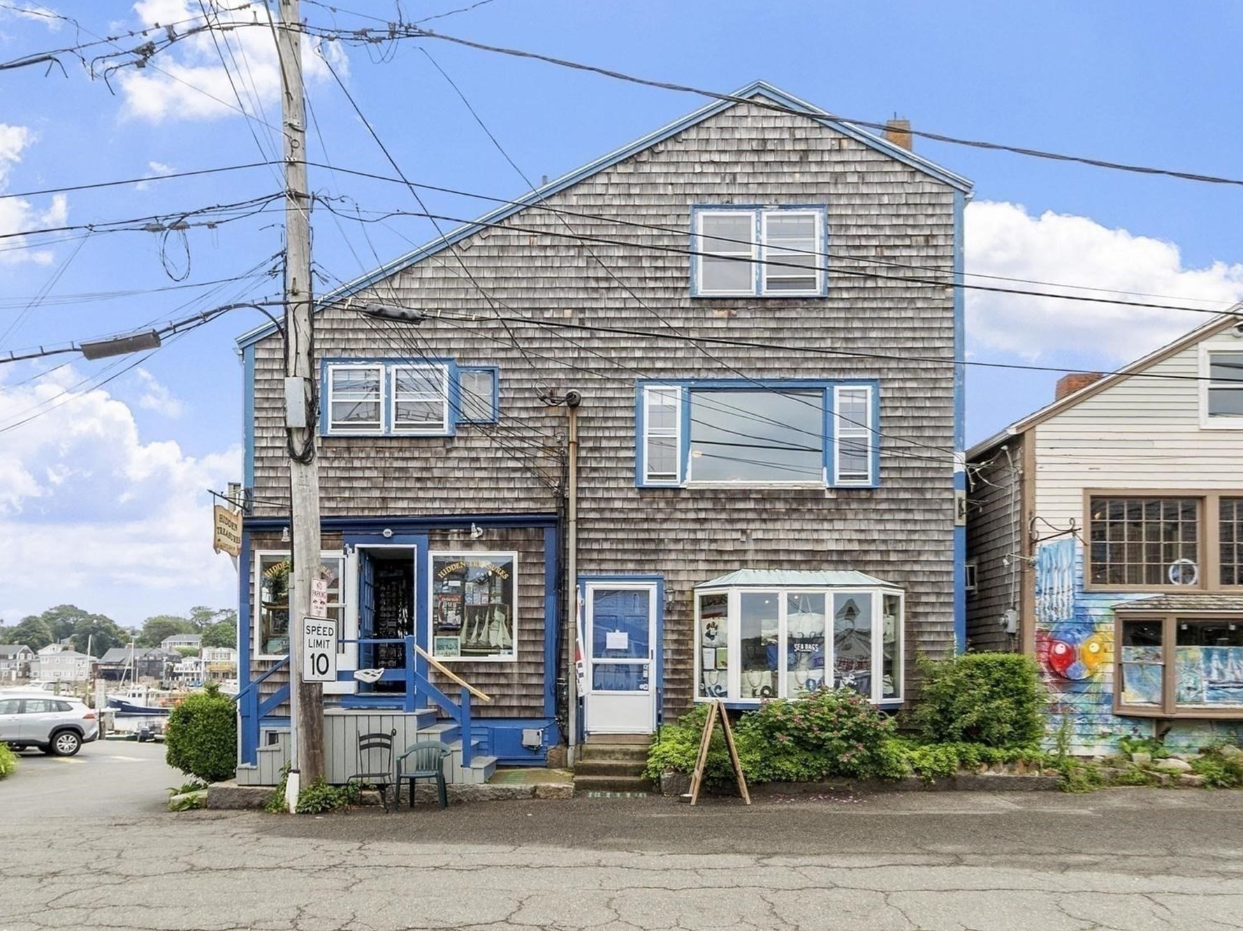 13 Bearskin Neck Property Photo 1