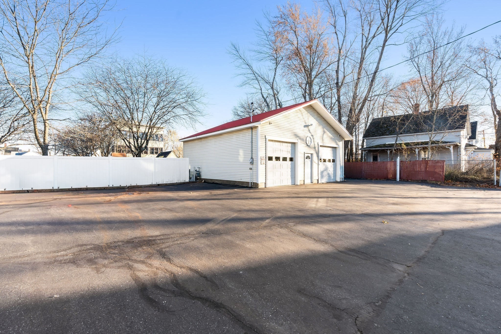 381 Summer Street Property Photo 6