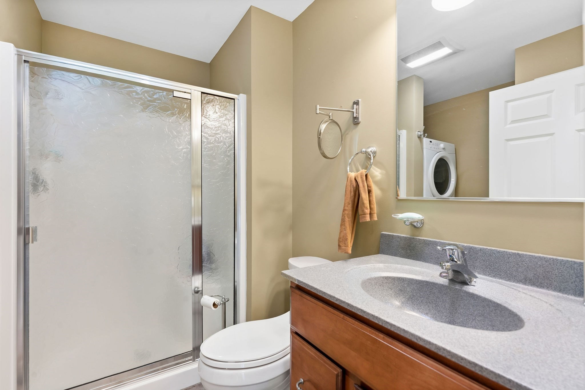 381 Summer Street Property Photo 17