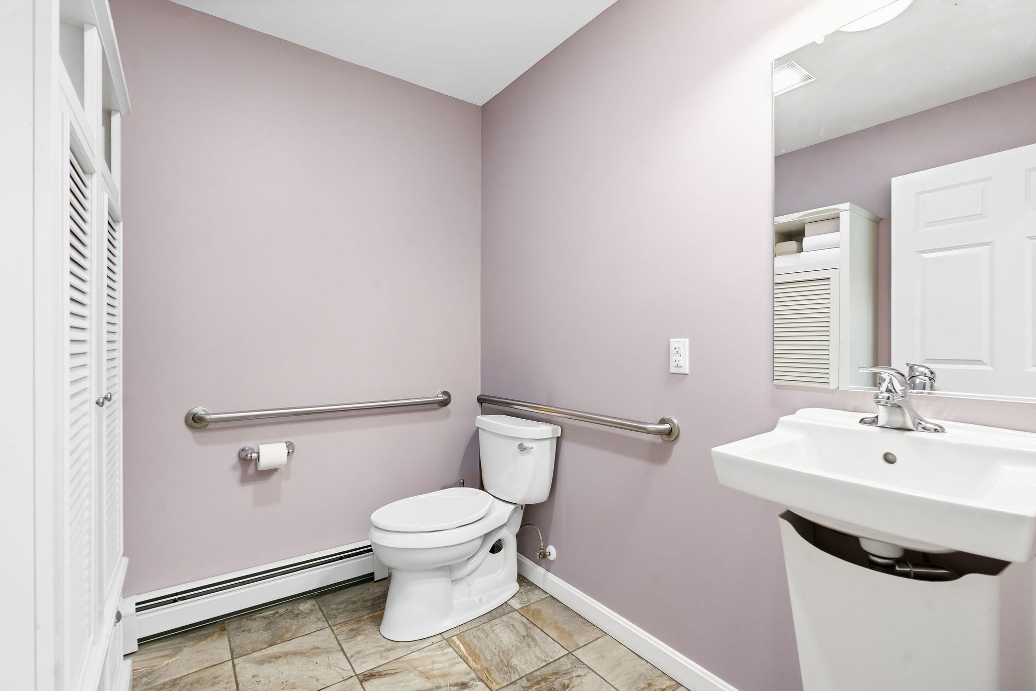 381 Summer Street Property Photo 25