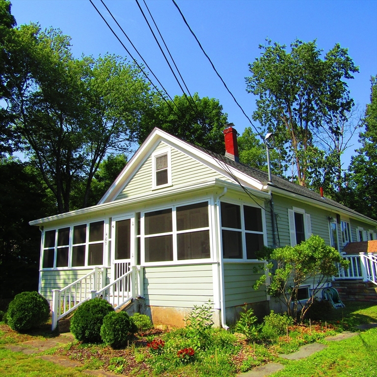 465 Spring Street Property Photo 1