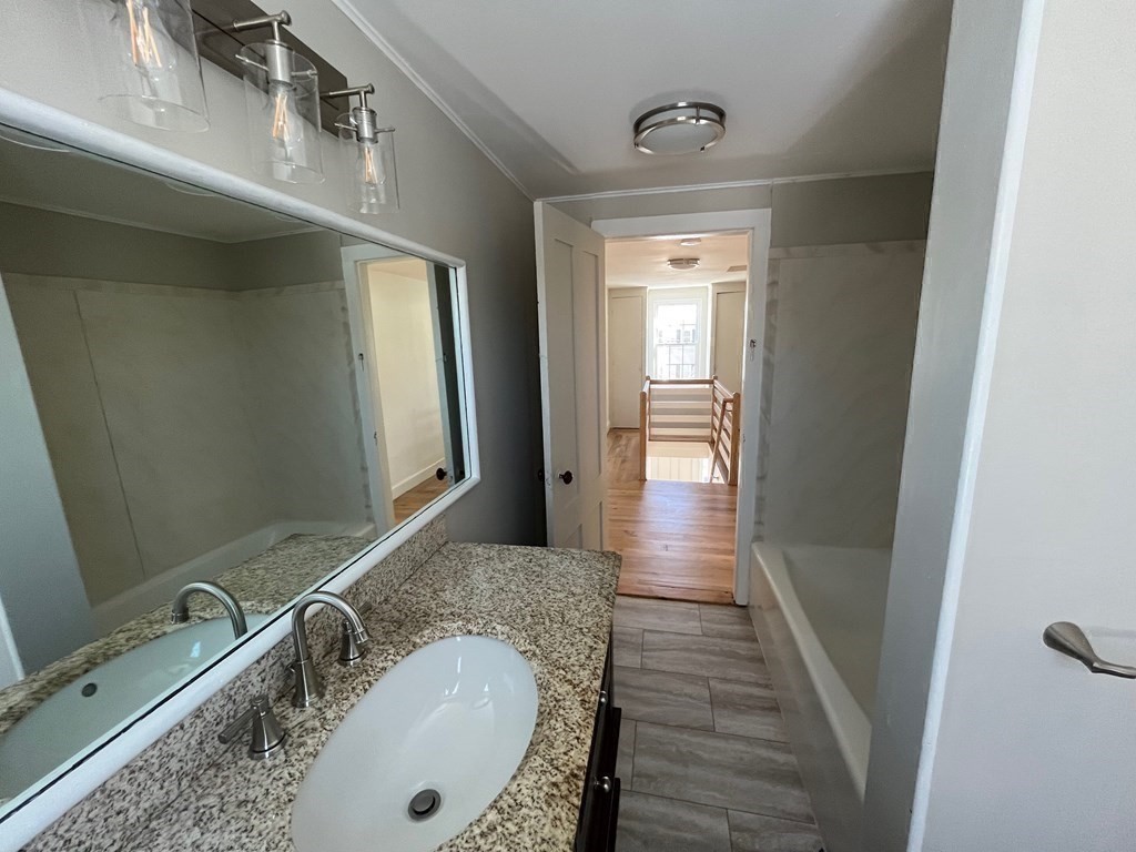 30 Court Street Property Photo 22
