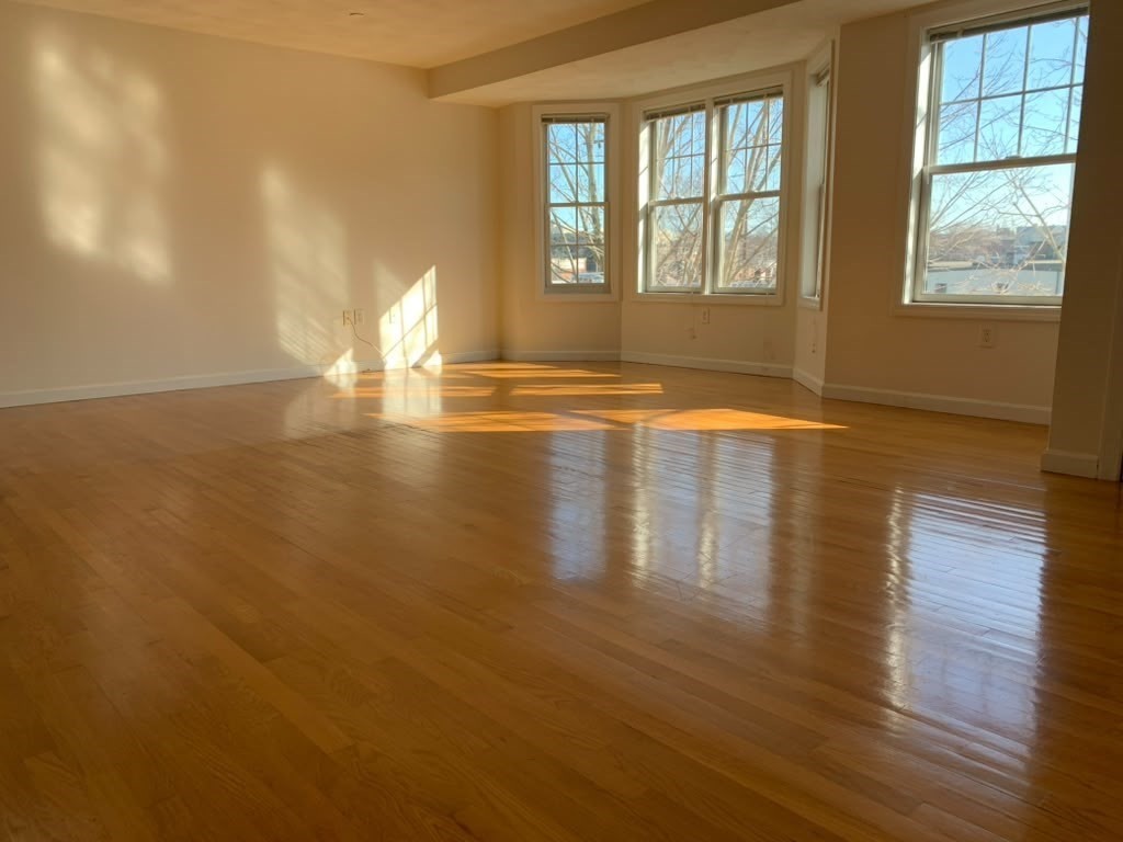 260 Main Street # 201 Property Photo 1