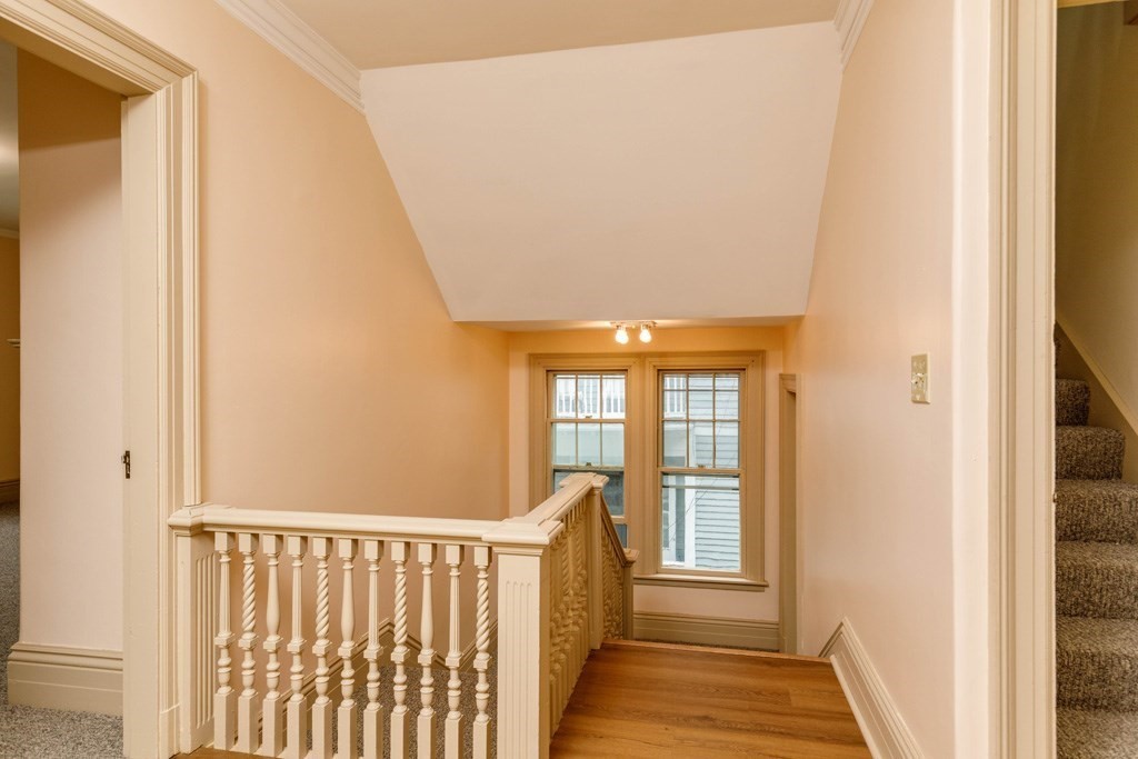 61 Fox Street # 2 Property Photo 9