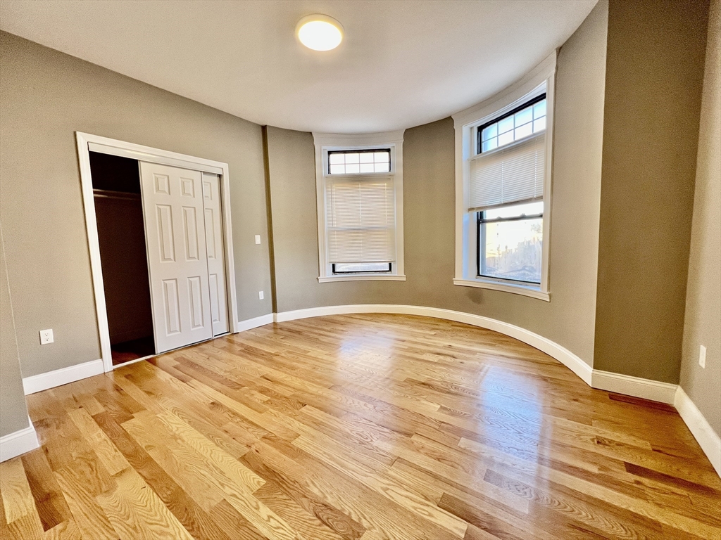 1914 Beacon St # 2 Property Photo 6