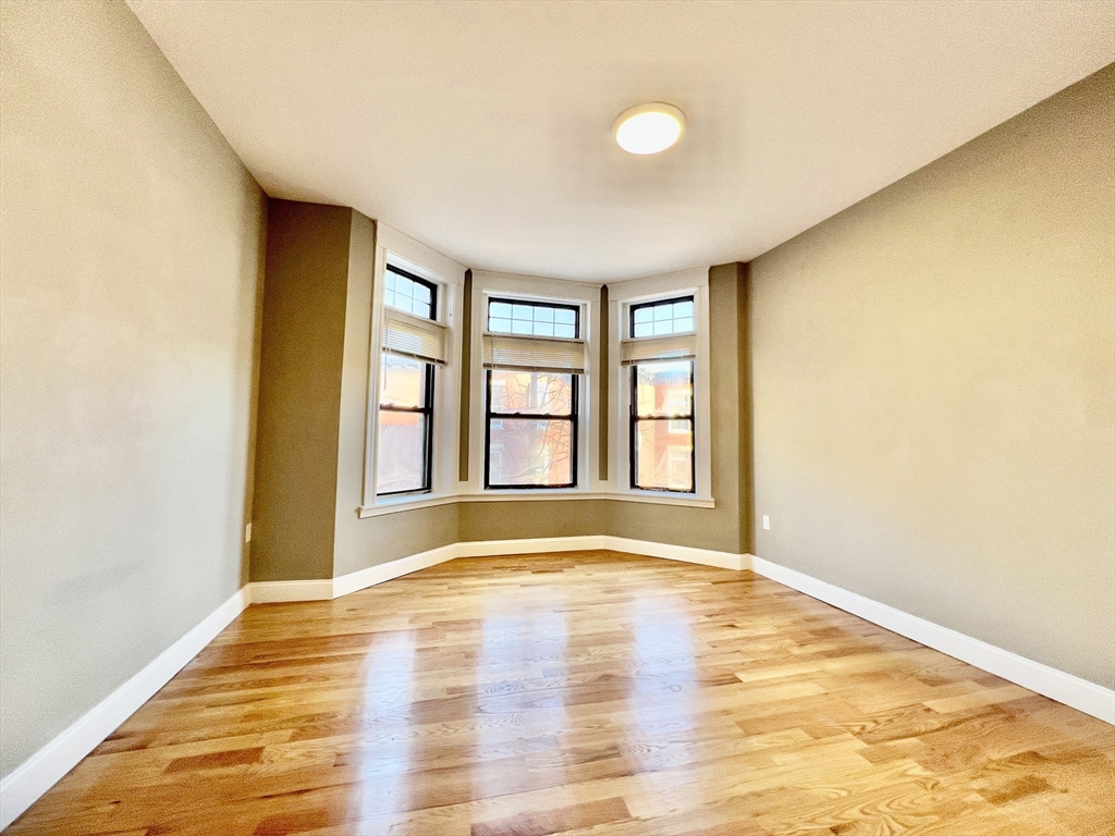 1914 Beacon St # 2 Property Photo 7