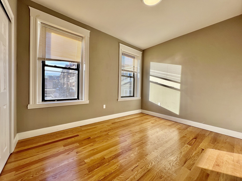 1914 Beacon St # 2 Property Photo 8