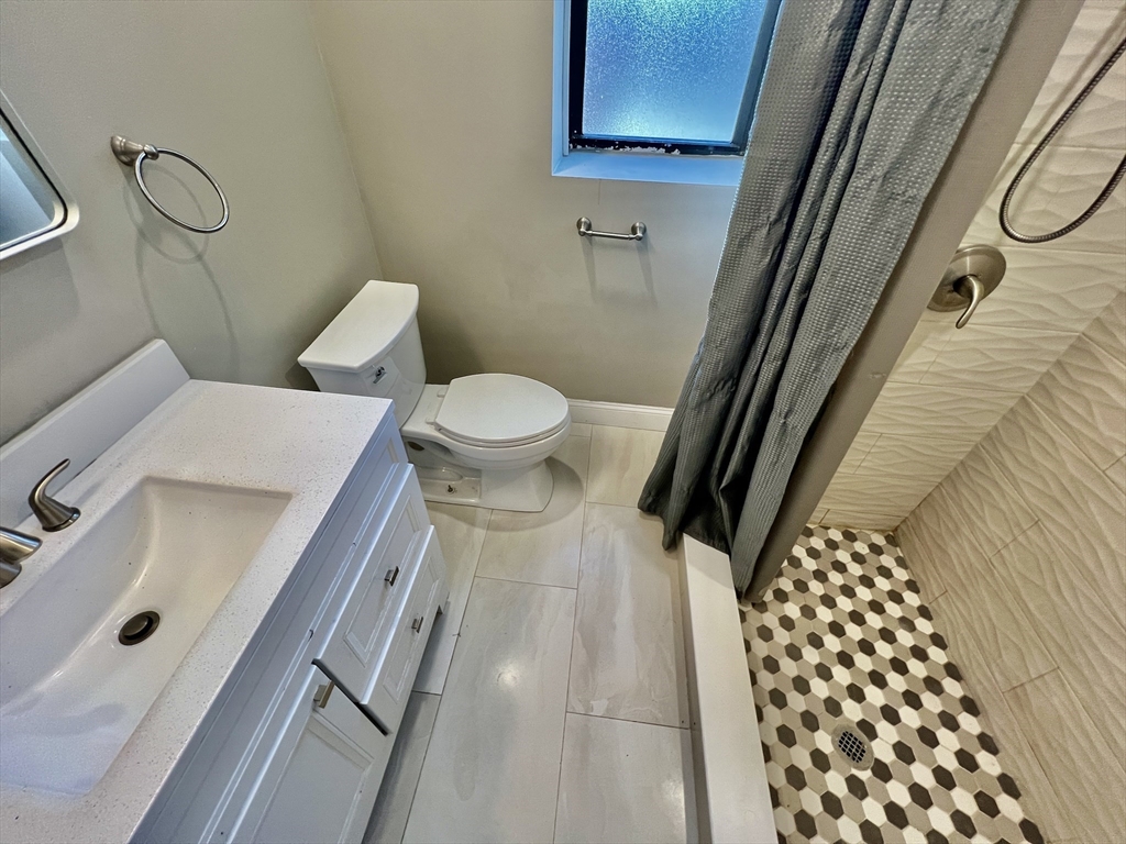 1914 Beacon St # 2 Property Photo 12