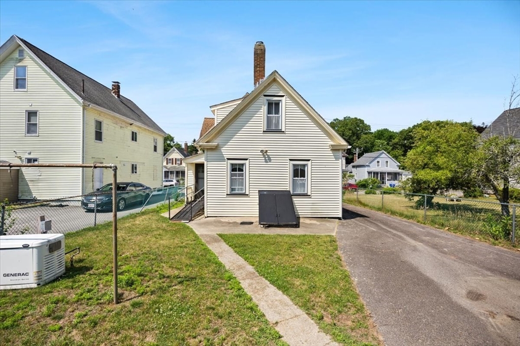 59 Park St Property Photo 3