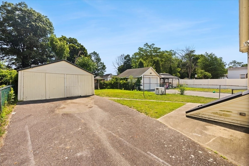 59 Park St Property Photo 5