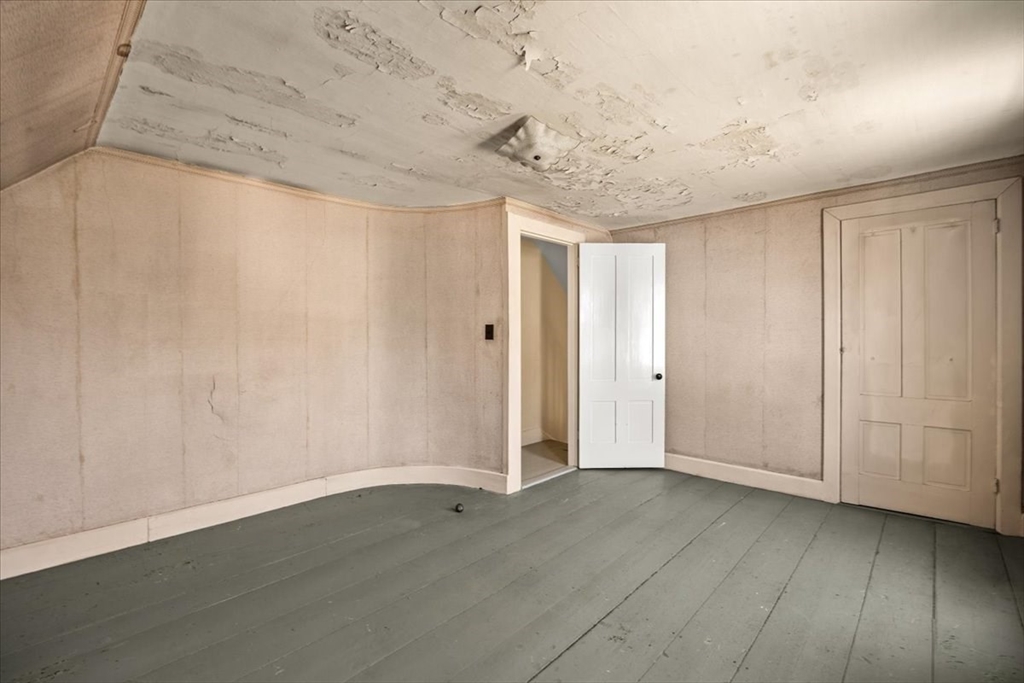59 Park St Property Photo 31