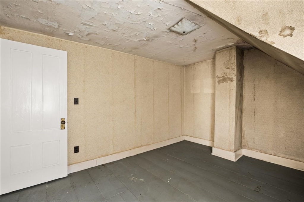 59 Park St Property Photo 33