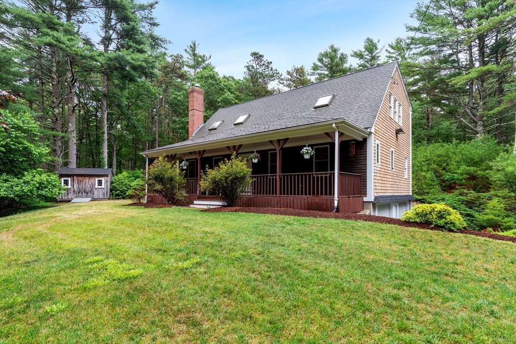 270 Rocky Pond Rd Property Photo 2