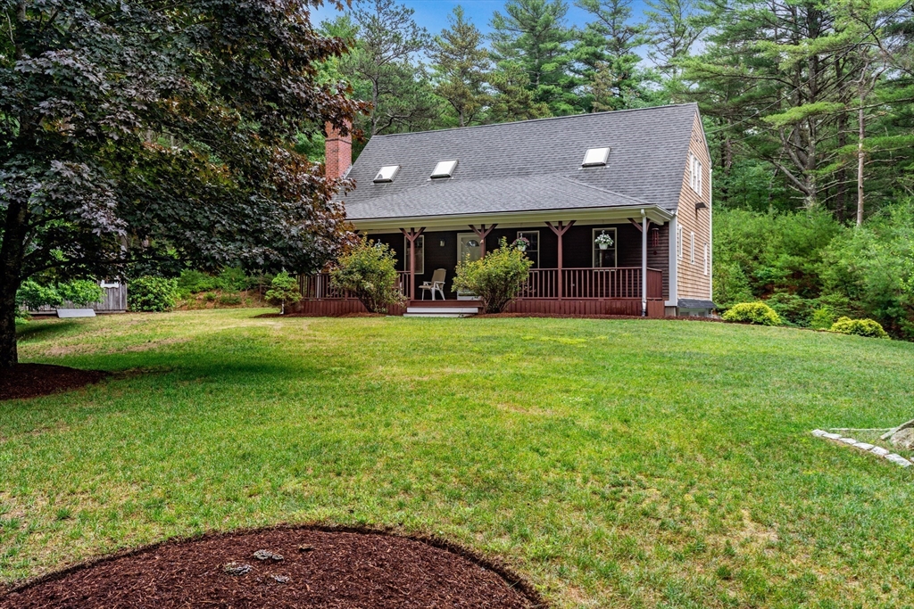 270 Rocky Pond Rd Property Photo 3