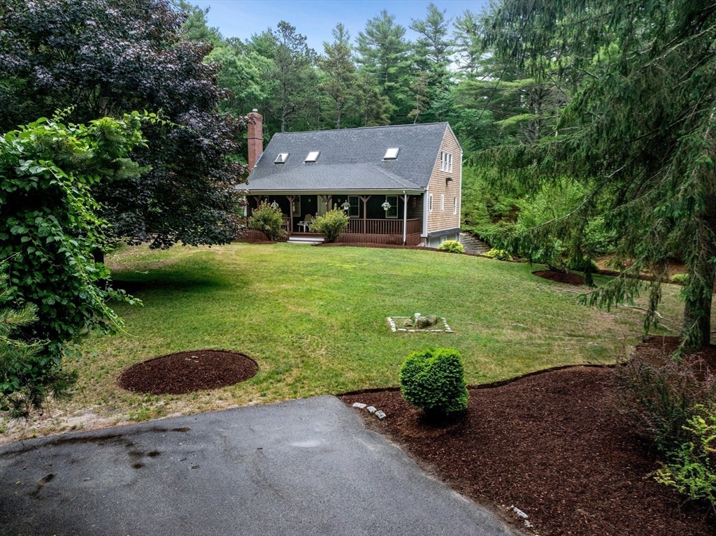270 Rocky Pond Rd Property Photo 4