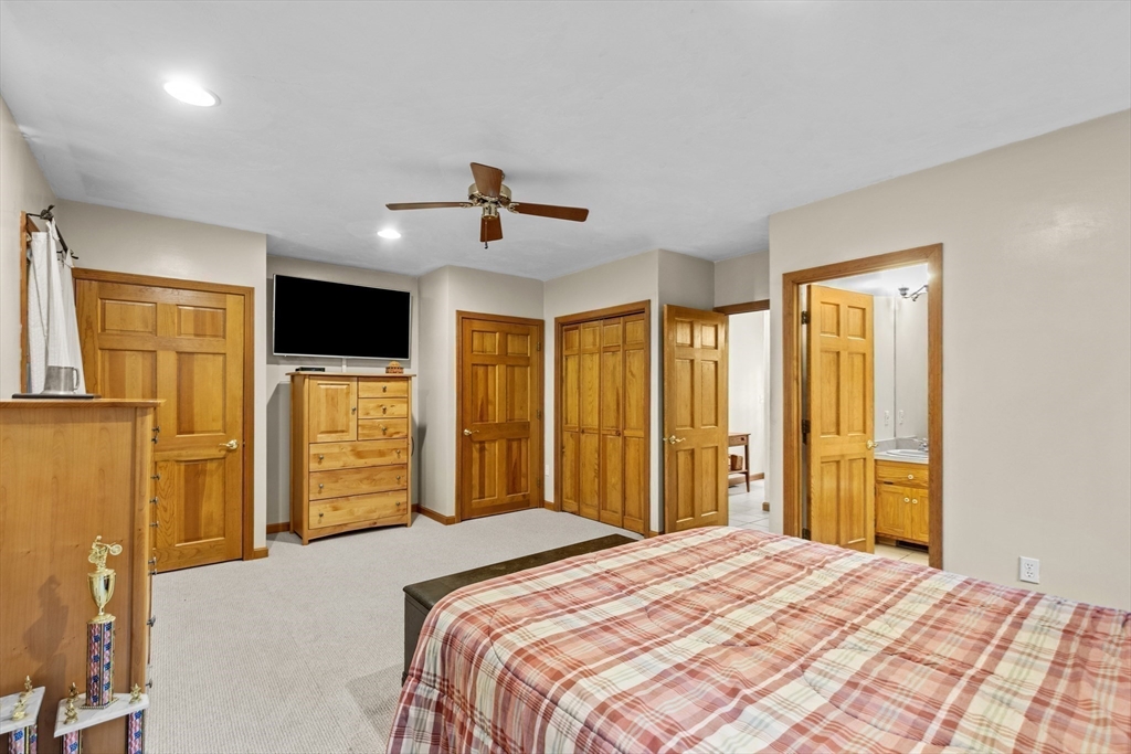 270 Rocky Pond Rd Property Photo 17